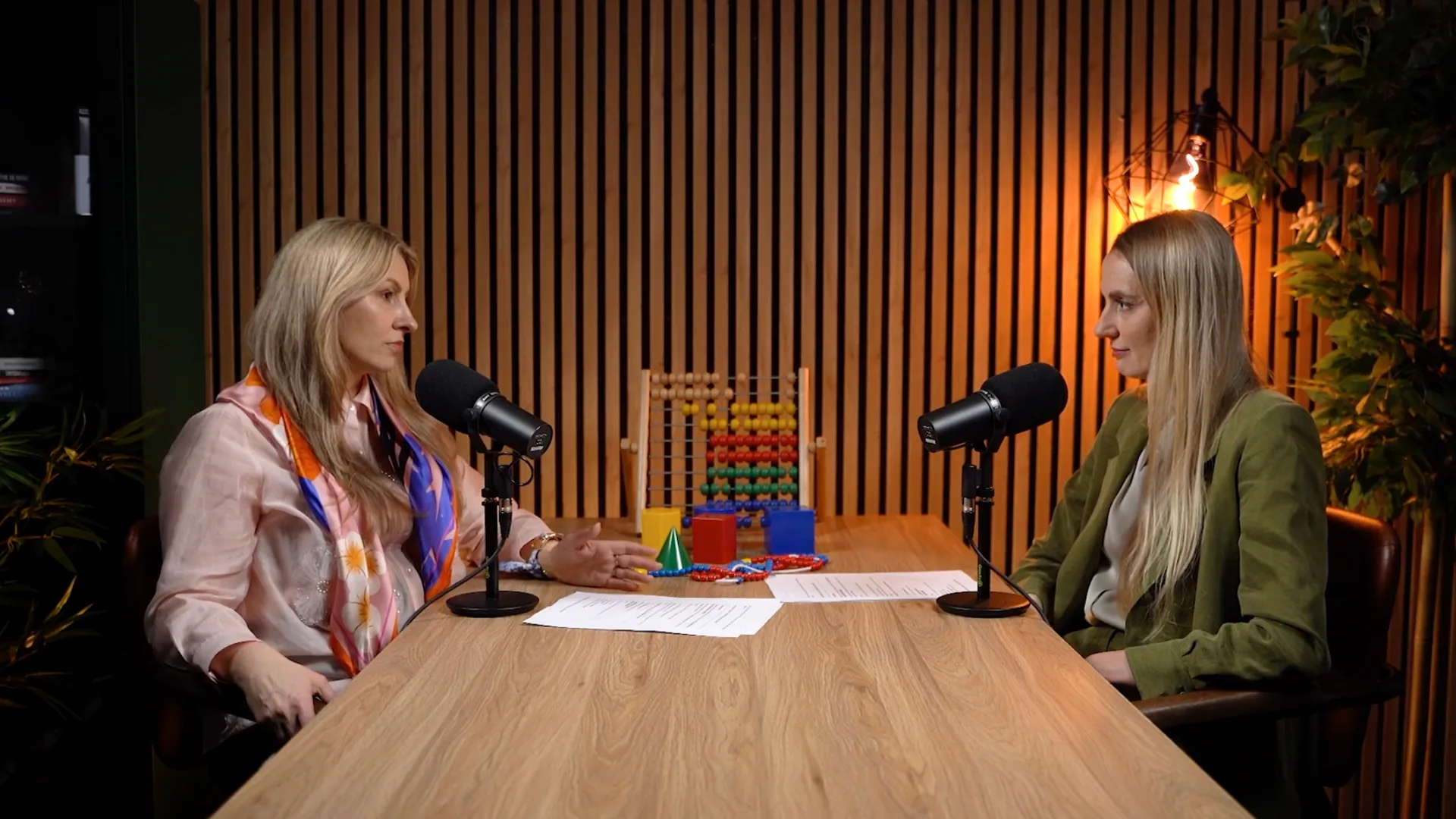 Podcast Matematyka — aranżacja WOODY